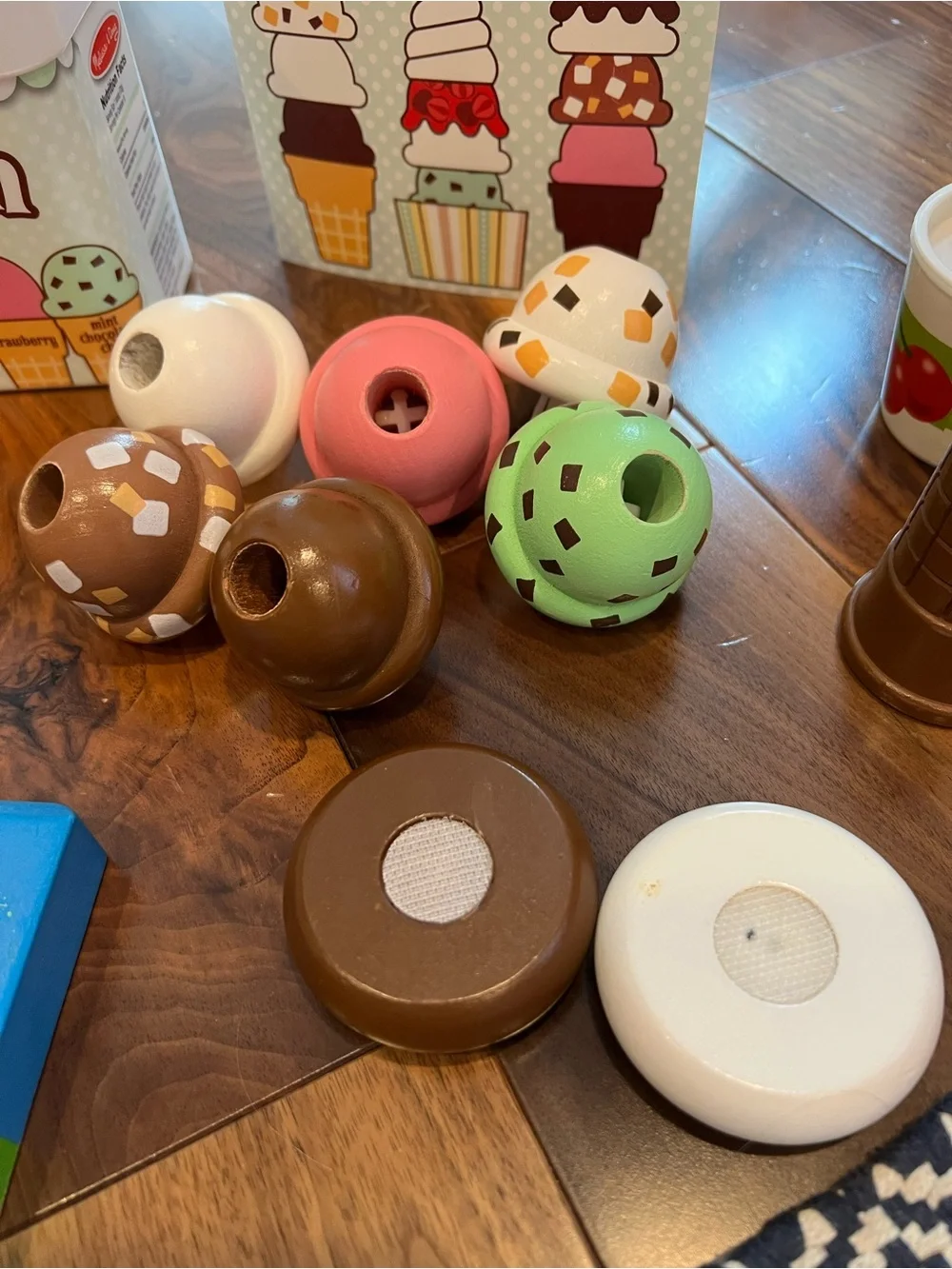 Melissa and Doug frozen treat set.